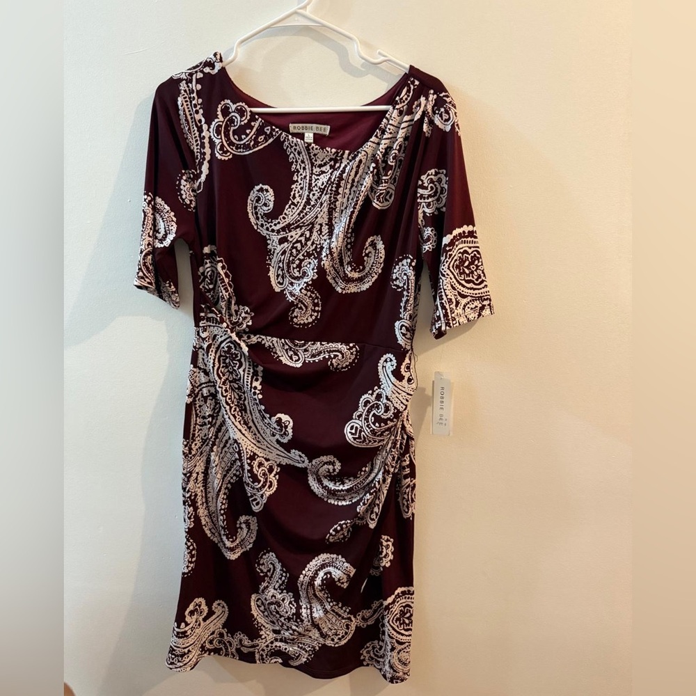 Robbie Bee dress. Burgundy.